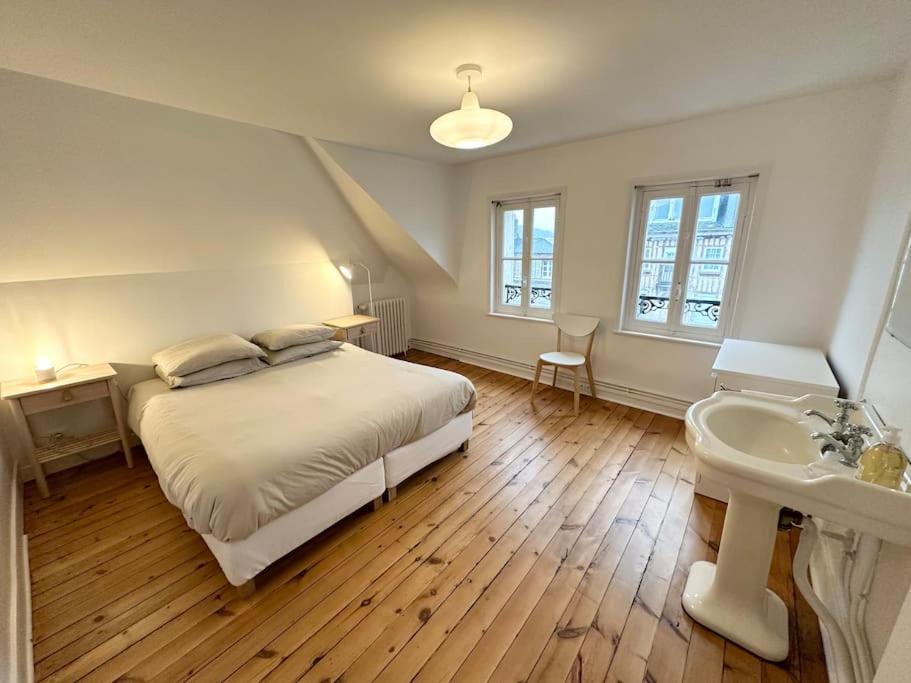 Villa Jean- Plein Centre Étretat Eksteriør bilde